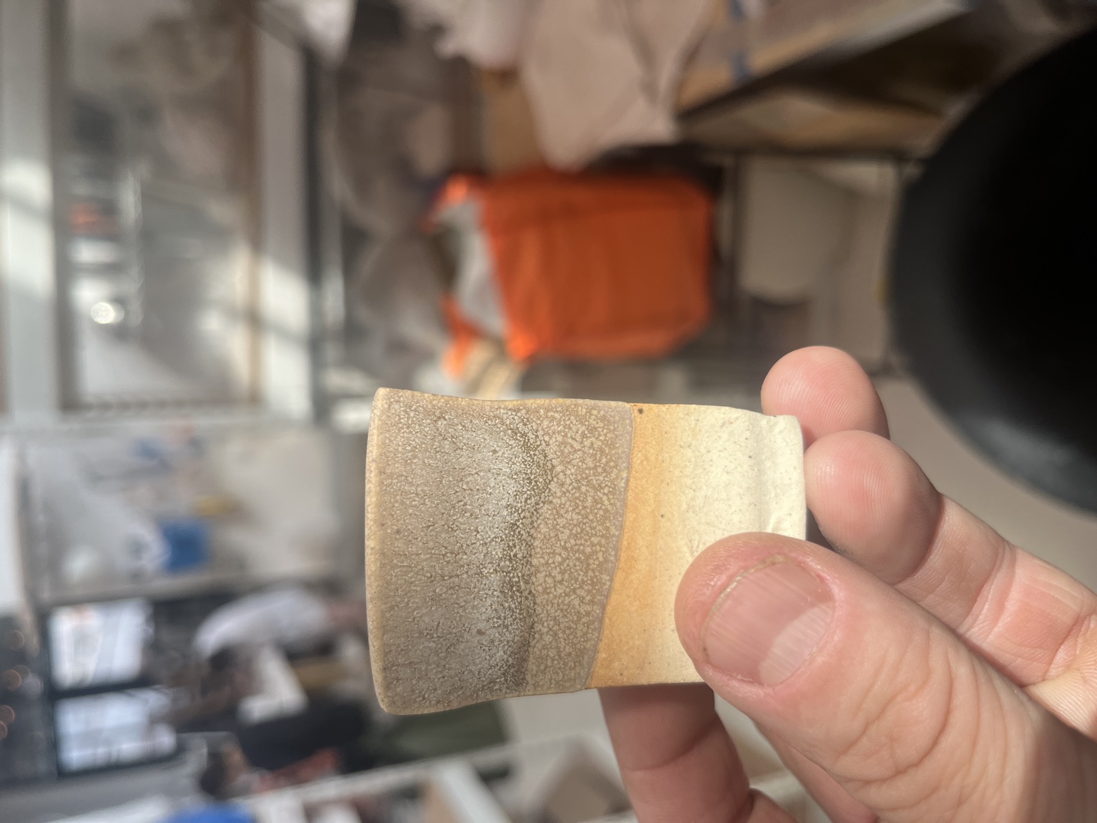 Conuco glaze — Brown test tile