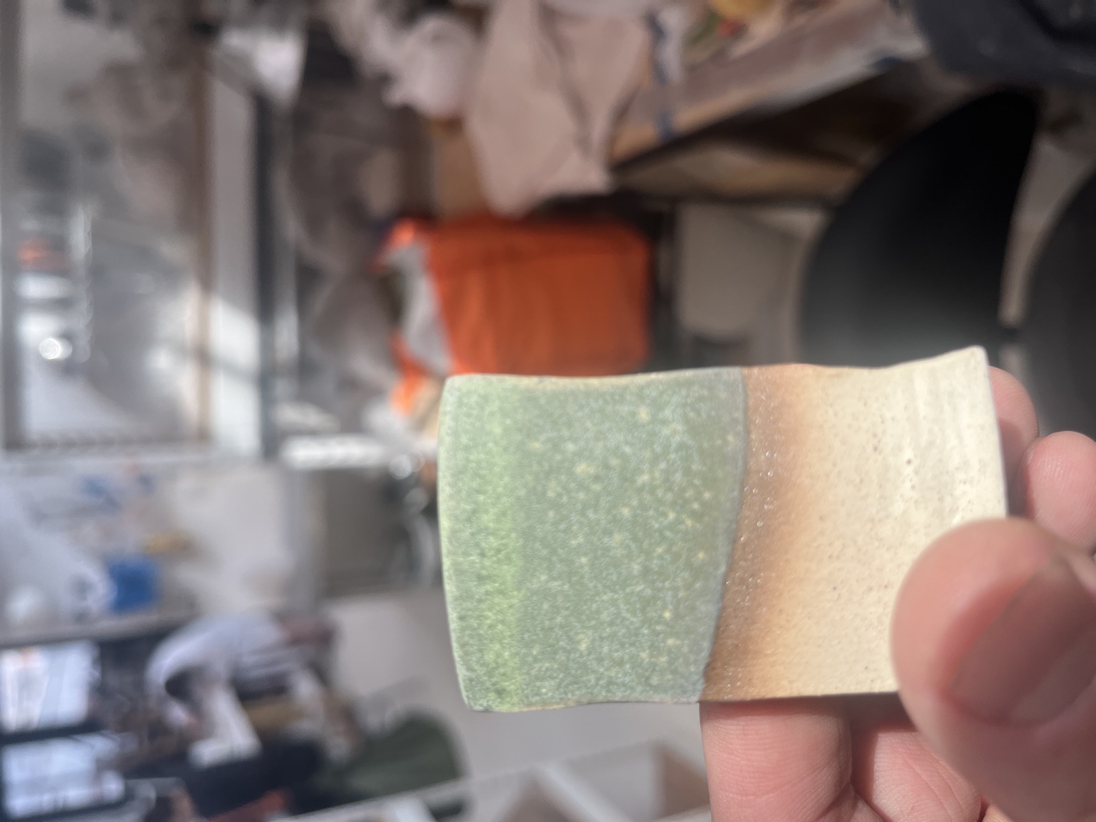 Yuquiyú glaze — Green test tile